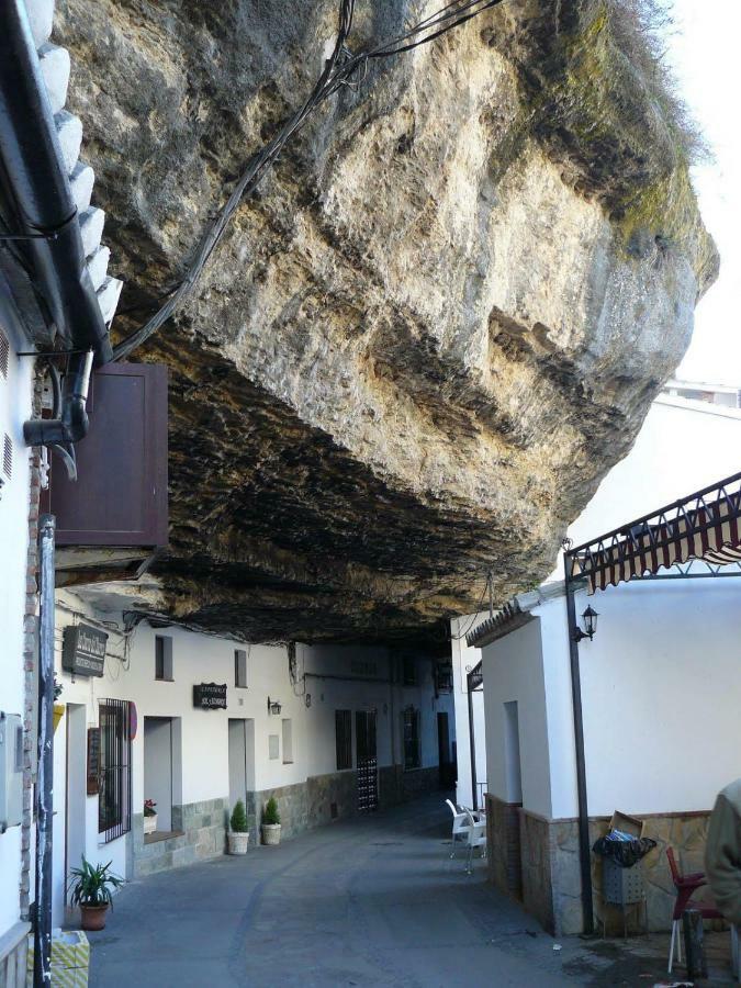 Вілла Casa Cueva De La Sombra Setenil De Las Bodegas Екстер'єр фото